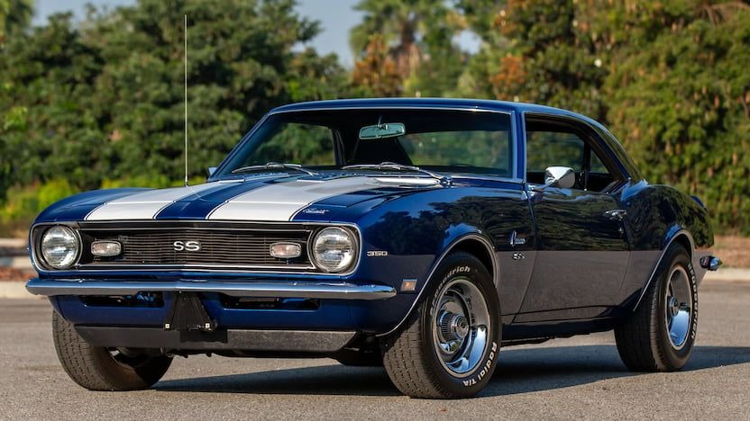 L79 Cam-Equipped '67 Chevy Camaro: Experience the Enchanting Roar of a Small Block Engine with Flowmasters