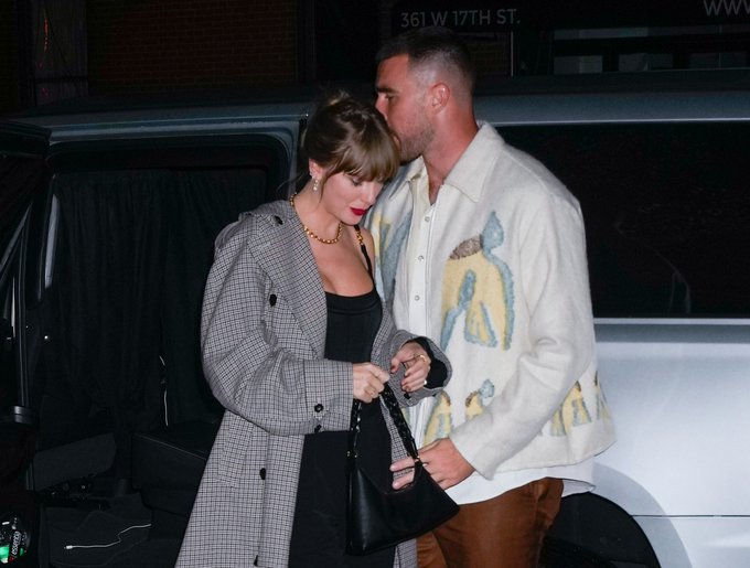 Taylor Swift y Travis Kelce son captados muy enamorados en Nueva York -  Canal 13 México