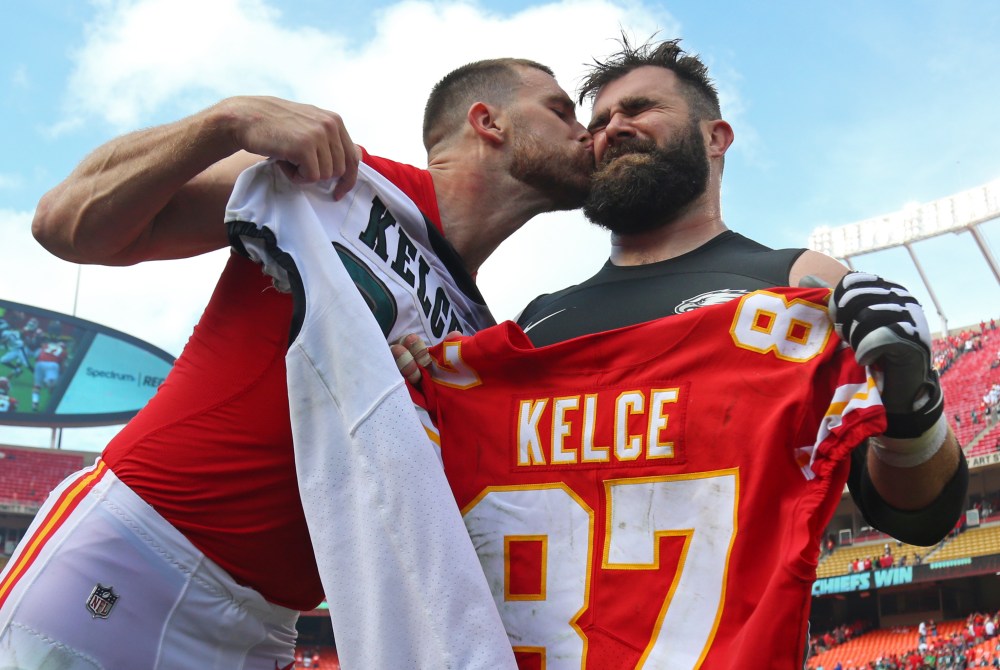 Travis and Jason Kelce Christmas song: Will Taylor Swift fans send it to No.  1?