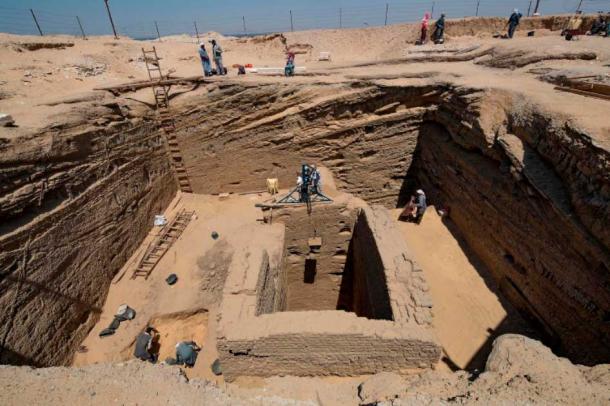 Excavation Unearths Unique Tomb of 6th Century BC Egyptian Commander - T-News