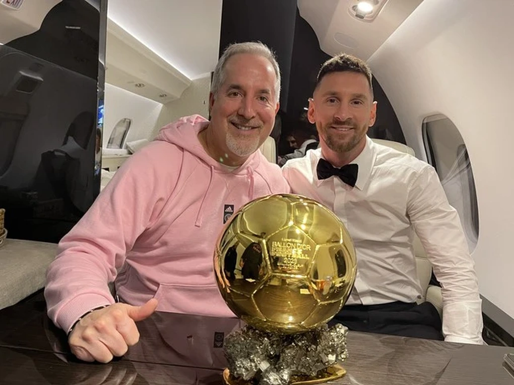 Lionel Messi received special treatment after winning the Golden Ball - 1