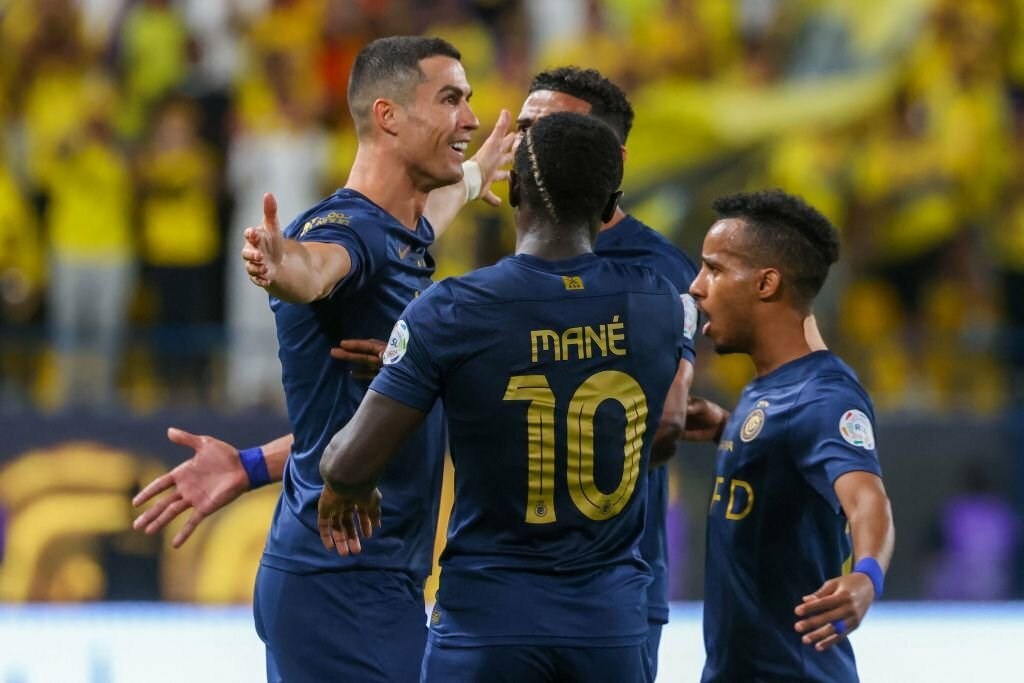 Cristiano Ronaldo ghi bàn, Al Nassr nối dài mạch thắng