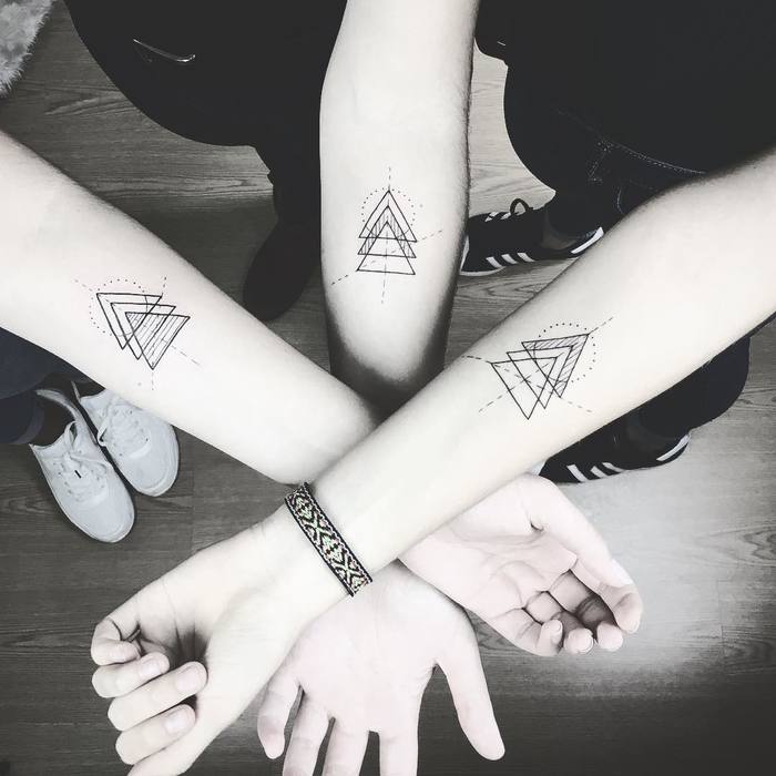 50 Powerful Matching Tattoos