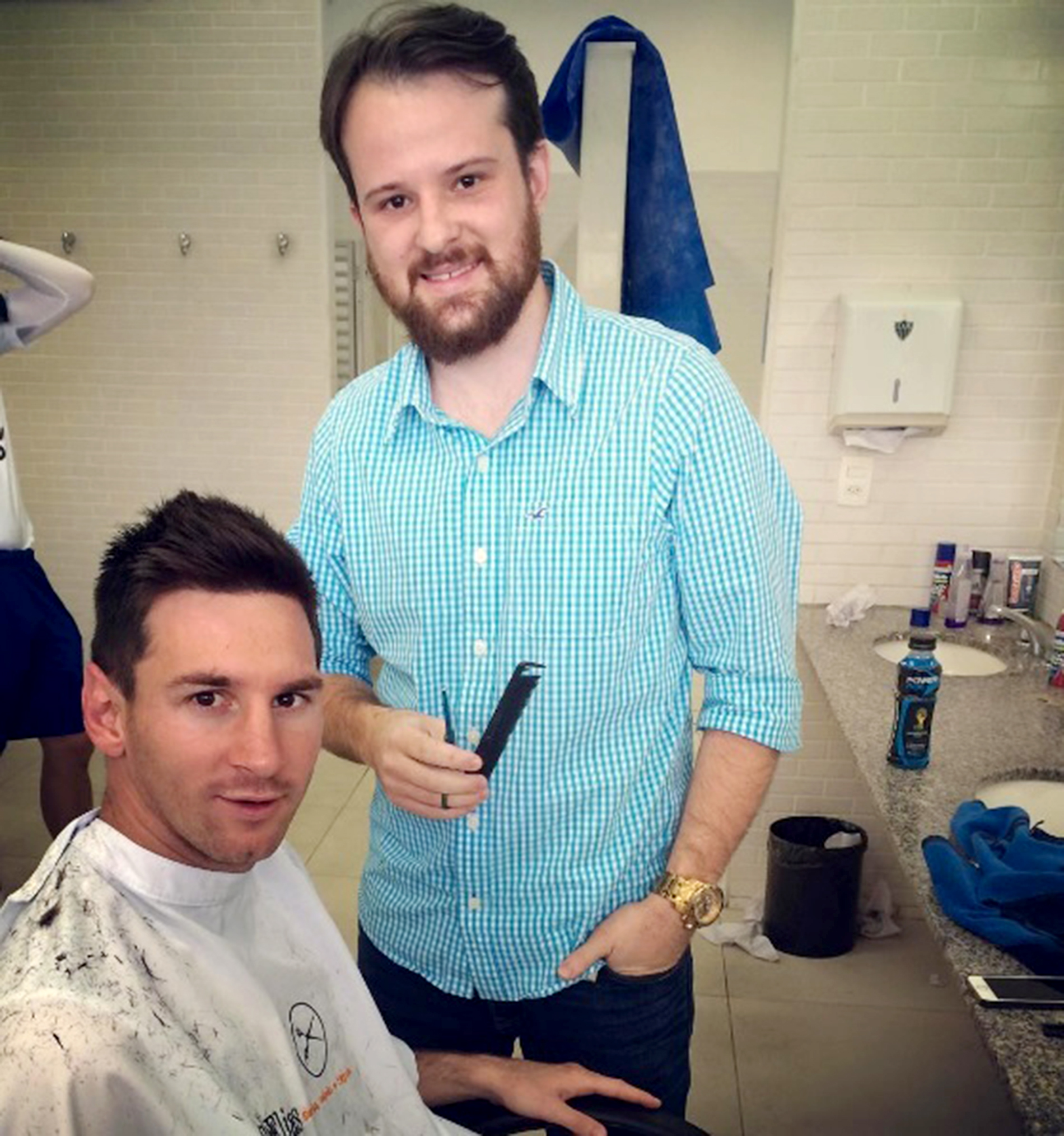 Meet the barber to the stars who cuts Lionel Messi and Neymar's hair | The  Irish Sun