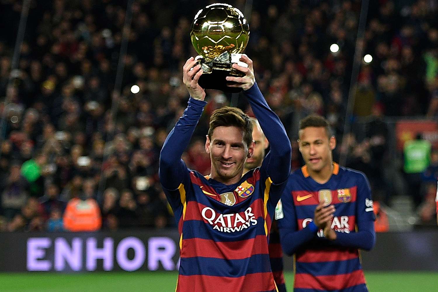 Lionel Messi Signs with Paris Soccer Club After 21 Years in Barcelona