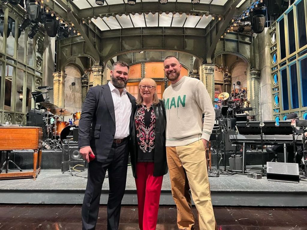 Donna, Travis and Jason Kelce