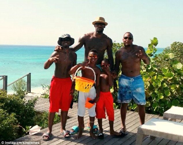 Team Talk While LeBron Walks: Agent’s Meetings Heat Up as James Enjoys Family Time