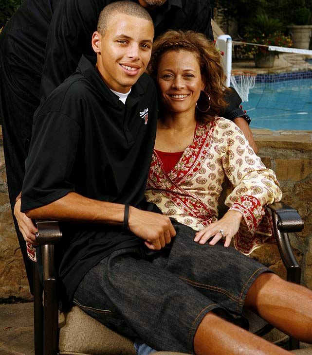 stephen curry & mom | Stephen curry mom, Stephen curry, Stephen curry  pictures