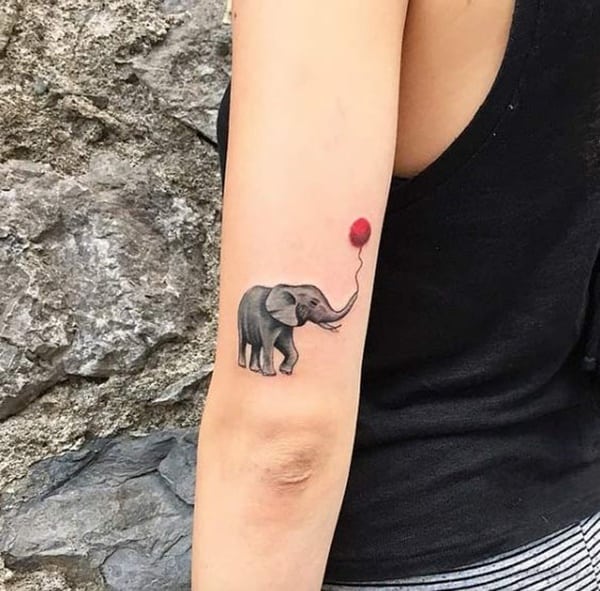 Hình tattoo con voi dễ thương