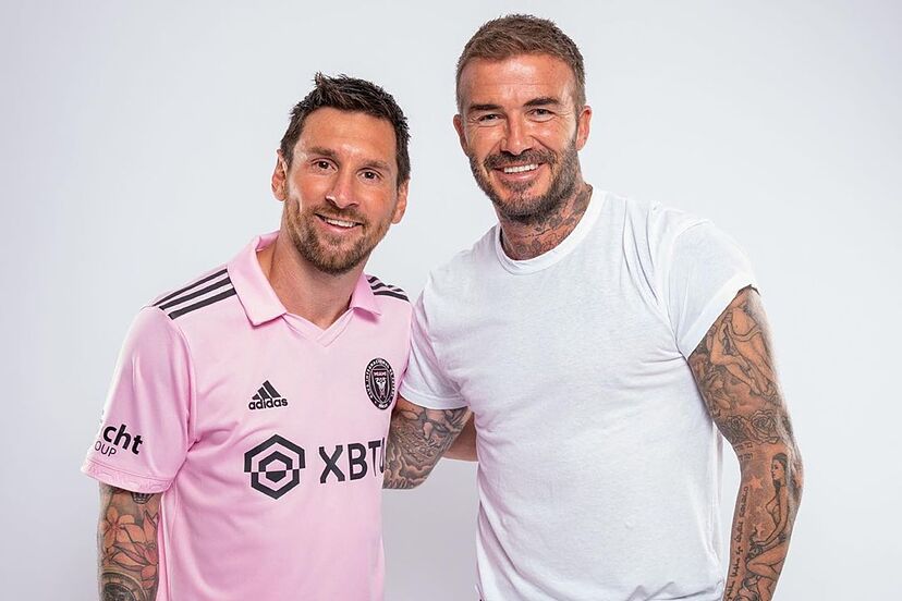 David Beckham và Messi đã sẵn sàng chào đón Suarez