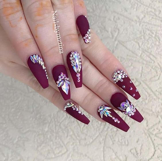 15+ Sultry Burgundy Manicure Ideas To Reveal Your Inner Sexy In Winter - 113