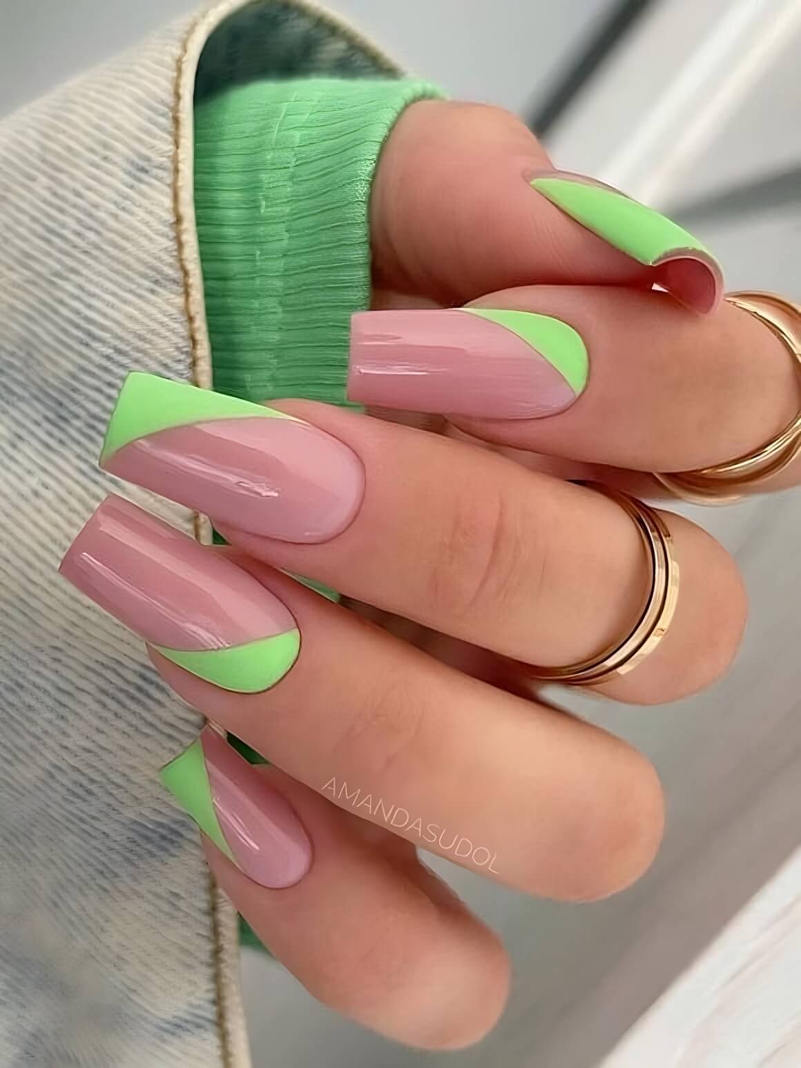 30 St. Patrick’s Day Nail Ideas That Will Bring You A Jolly Holiday - 241