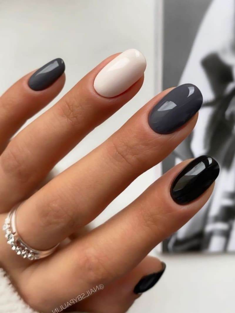 Be A Model: 30 Grey Nail Ideas Too Chic To Pass - 213