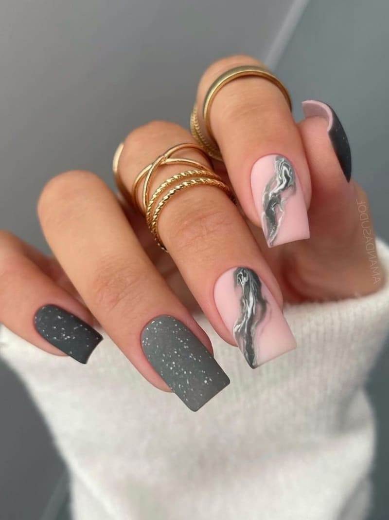 Be A Model: 30 Grey Nail Ideas Too Chic To Pass - 215
