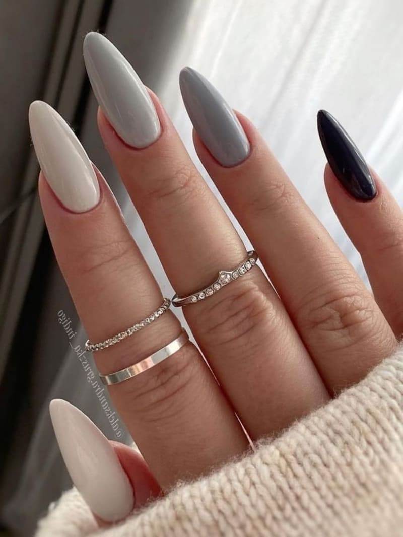 Be A Model: 30 Grey Nail Ideas Too Chic To Pass - 217