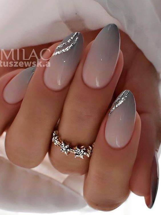 Be A Model: 30 Grey Nail Ideas Too Chic To Pass - 223