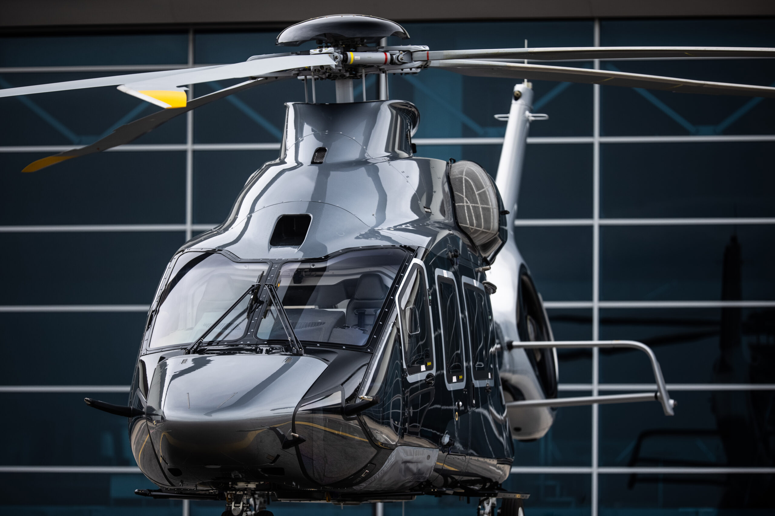 Airbus wins order for two ACH160 helicopters in India | Airbus