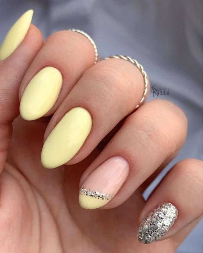 20+ Bright Yellow Nail Designs To Shine Like A Diamond - 163