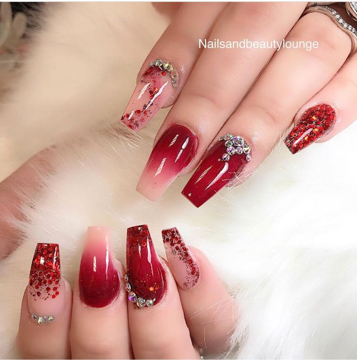 Red ombré Nails | Red ombre nails, Bridal nail art, Luxury nails