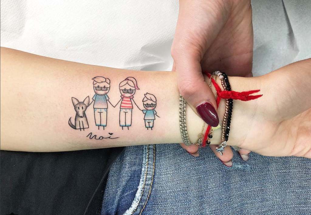 Tatuajes para Madres Hijos y Familia en muneca caricatura de madre padre hijo y perro nombre noi
