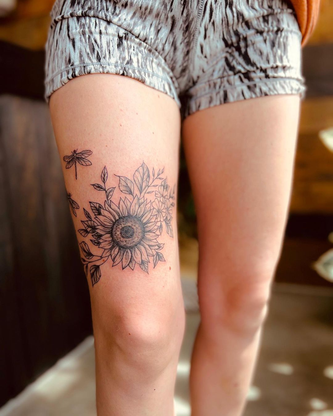 A Glimpse Of Nature's Splendor Thigh Tattoo