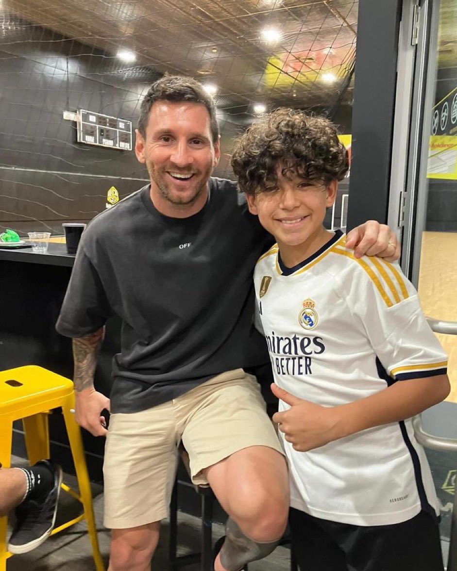 Leo Messi  Fan Club on X: "Leo Messi with a young Real Madrid fan!  https://t.co/1BFeGBbE4A" / X