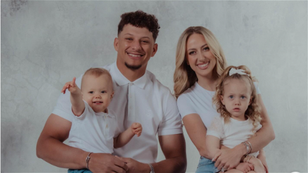 Brittany Receives Early Mother's Day Present From Patrick Mahomes' Son  After Sharing Bronze's “Best Brother” Story - EssentiallySports