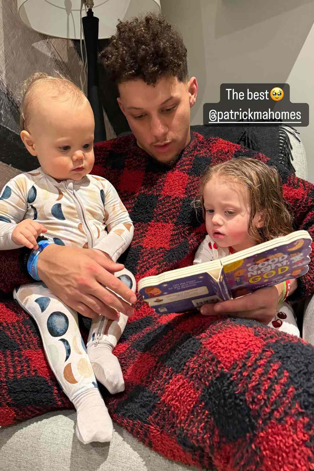 Patrick Mahomes Cuddles with Daughter Sterling, Son Bronze for Bedtime Story