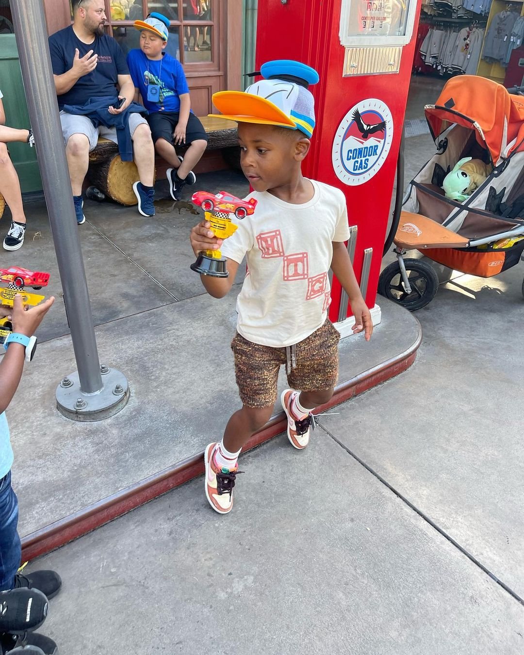 Russell Westbrook shares adorable photos from his son's 5th birthday party