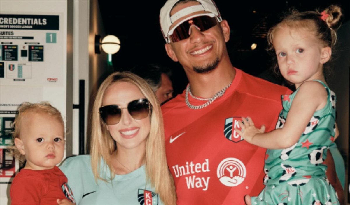 Patrick Mahomes's Daughter Follows Brittany Mahomes' Path With “Cutest Ever”  Clip While Bronze Adopts Dad's Sporting Interests - EssentiallySports