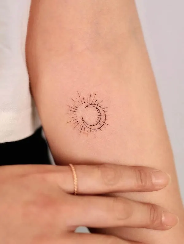 sun tattoo by @tattooist_gaon