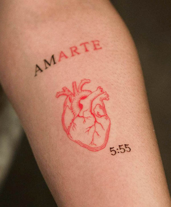 Two-color heart tattoo by @j_saucedo_ttt