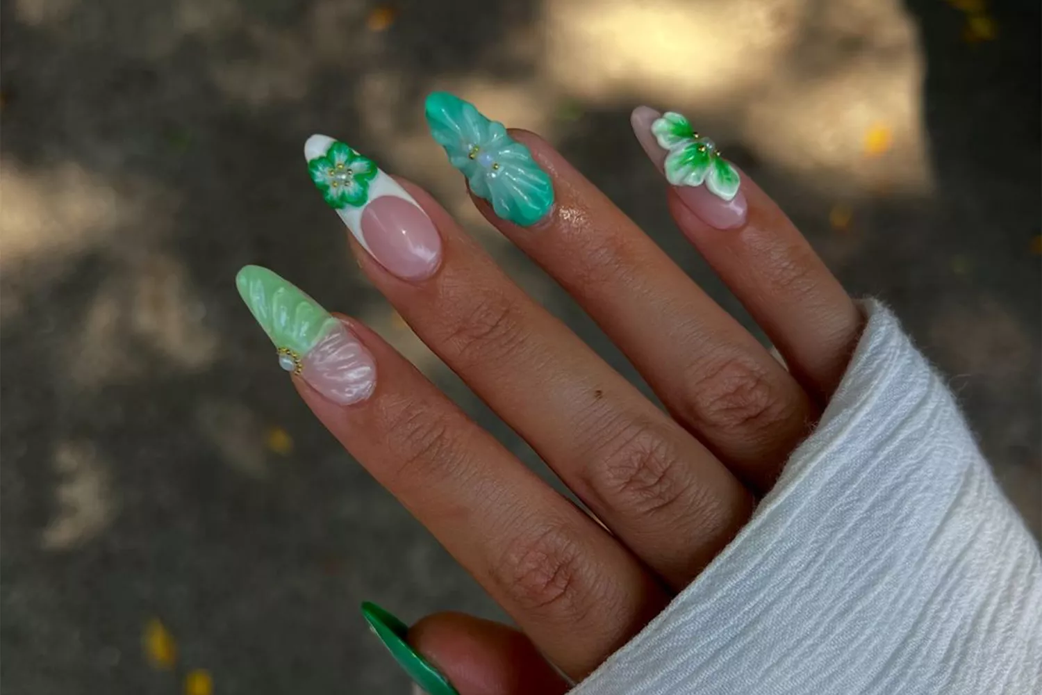 Green 3D flower nails