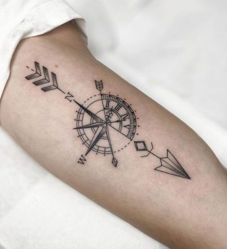 Explore 19 Unique Arrow Tattoo Ideas for 2024: Symbolism &#038; Design Inspirations for Men and Women