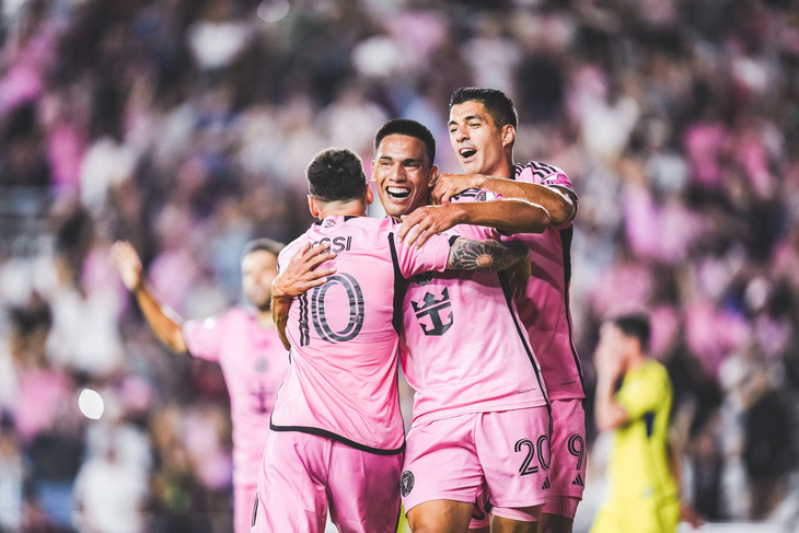 Messi and his Inter Miami teammates celebrate the victory over Nashville - Photo: AP