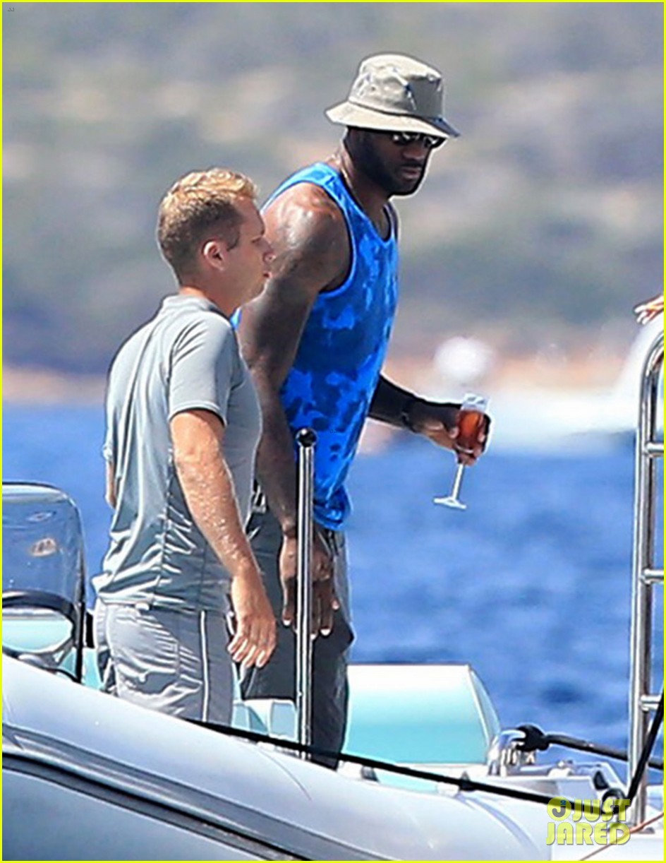 dwyane wade lebron james chris paul ibiza vacation 013696466