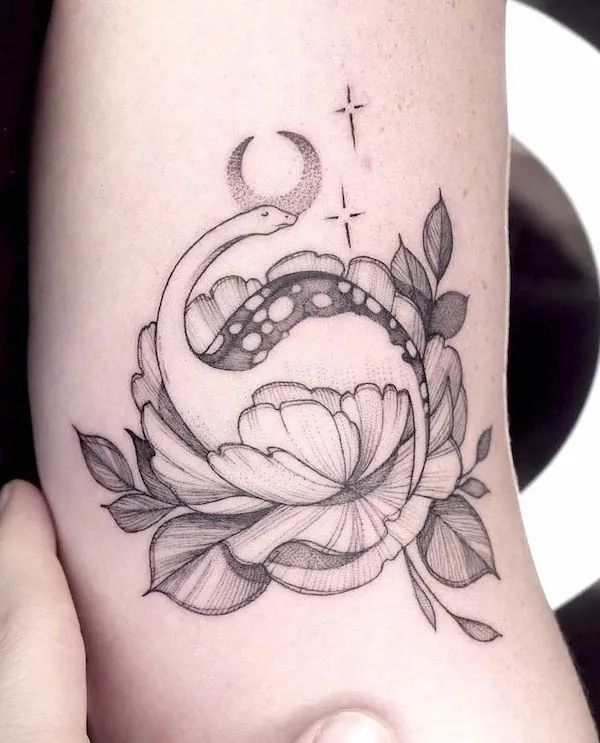 Floral brontosaurus tattoo by @mariafernandeztattoo