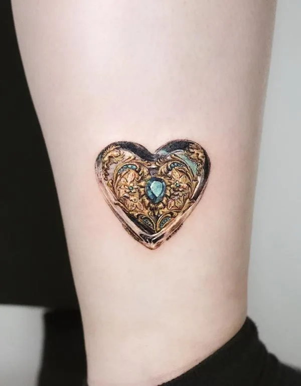 Heart jewelry tattoo by @ink.traveler