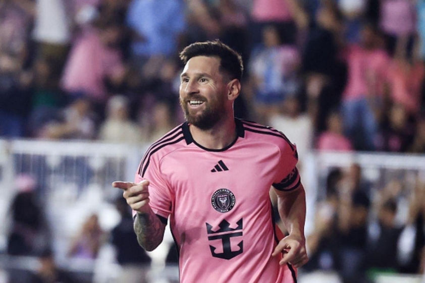 34 người bình chọn Lionel Messi cho The Best 2024 là ai?-570931