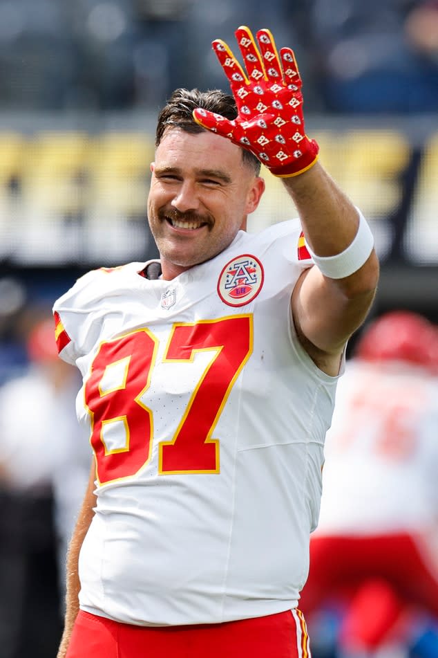 <p>26. Comparisons to the Chiefs' legendary tight end <strong>Tony Gonzalez</strong>, who retired in 2013 after 17 seasons in the league, started early for Travis.</p> <p>In 2015, when the chatter about whether he would, in fact, surpass Tony's achievements<em>—</em>and how disappointing it would be if he didn't<em>—</em>was heating up, Travis said he paid the noise no mind.</p> <p> "Nobody puts bigger expectations on me than myself," he told <a href="https://www.complex.com/sports/a/aaron-randle/travis-kelce-is-ready-to-serve-em" rel="nofollow noopener" target="_blank" data-ylk="slk:Complex;elm:context_link;itc:0;sec:content-canvas" class="link "><em>Complex</em></a>. "I want to have the greatest season statistically that a tight end has ever had."</p> <p>On Sept. 29, <a href="https://www.eonline.com/news/1408072/travis-kelce-reacts-to-making-chiefs-history" rel="nofollow noopener" target="_blank" data-ylk="slk:Travis surpassed Tony to become the Chiefs' all-time leader in receptions;elm:context_link;itc:0;sec:content-canvas" class="link ">Travis surpassed Tony to become the Chiefs' all-time leader in receptions</a> with his 917th catch.</p> <p>"It's crazy how things always come full circle," Travis said on <em>New Heights</em>. "Being at the top of the leaderboard with the Kansas City Chiefs who have been around since the '60s, one of the beginning organizations that made it all the way through that are still at their peak. And a lot of that is due to the rich history they have and to a guy like Tony Gonzalez, who has been a mentor to me. I f--king love the guy."</p> <p>27. Of Travis' many accomplishments, keeping his house in order on his own isn't one of them.</p> <p>"He can't clean," mom Donna Kelce told <a href="https://x.com/extratv/status/1839399086652629195" rel="nofollow noopener" target="_blank" data-ylk="slk:Extra;elm:context_link;itc:0;sec:content-canvas" class="link "><em>Extra</em></a> in September. "He can't cook.”</p> <p>But perhaps hosting a special someone when she's in town has served as extra motivation to get it together.</p> <p>"He's getting a little better," Donna acknowledged. "I think he's getting some help."</p>