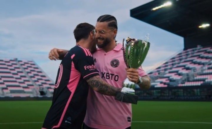 Lionel Messi, presente en el nuevo videoclip de Maluma