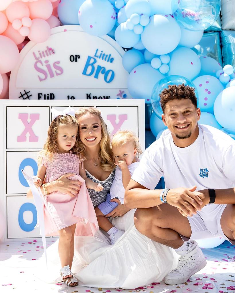 Patrick Mahomes, Brittany Mahomes and kids via Instagram in July 2024