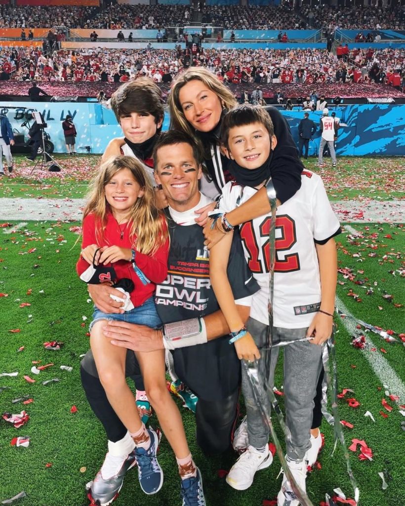 Tom Brady, Gisele Bündchen and kids via Instagram